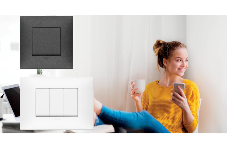 Neve Up 2 2 phien ban mau nut bam trang va den nham