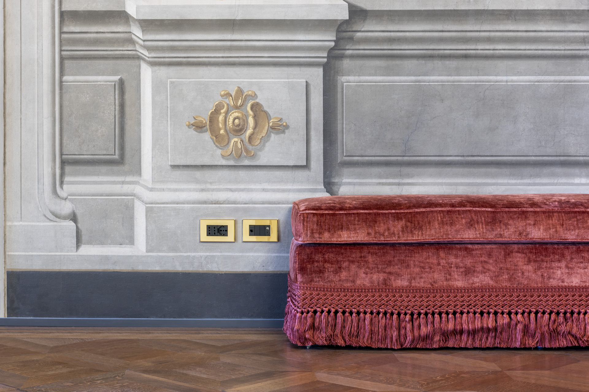 Chọn công tắc smarthome như thế nào cho phong cách nhà cổ điển? 3 vimar palazzo serristori firenze 23